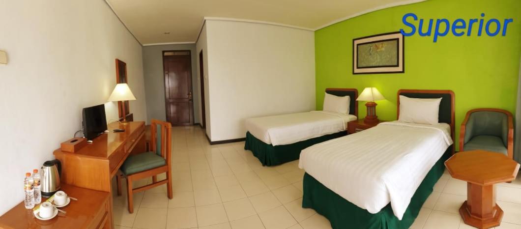 Grand Whiz Hotel Μπρόμο Εξωτερικό φωτογραφία
