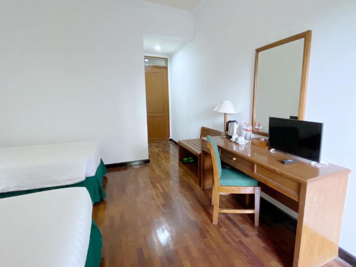 Grand Whiz Hotel Μπρόμο Εξωτερικό φωτογραφία