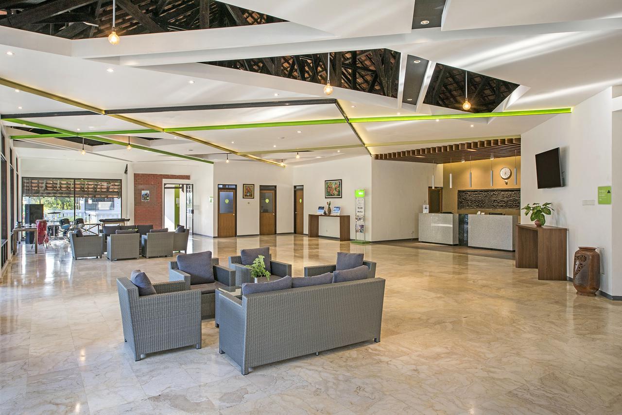 Grand Whiz Hotel Μπρόμο Εξωτερικό φωτογραφία
