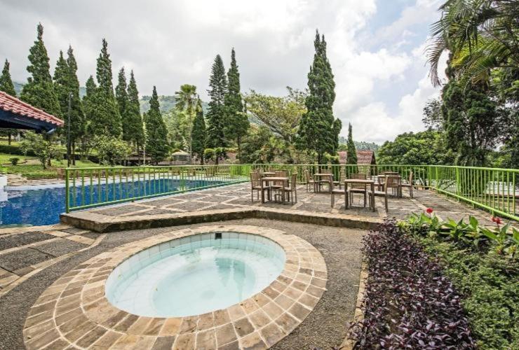 Grand Whiz Hotel Μπρόμο Εξωτερικό φωτογραφία